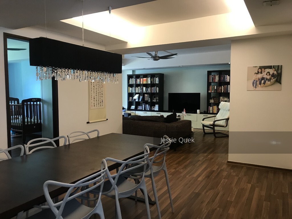 Lorong 2 Toa Payoh thumbnail photo